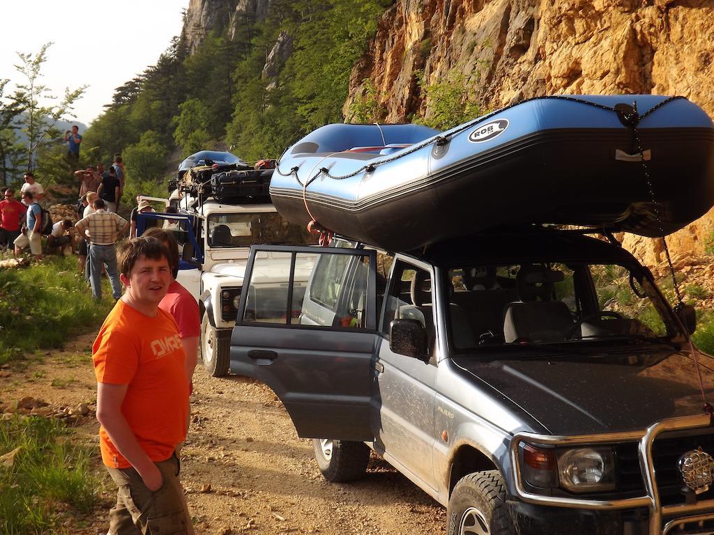 ホテル Rafting Center Drina Tara Bastasi エクステリア 写真