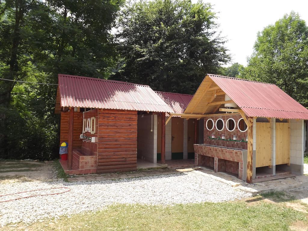 ホテル Rafting Center Drina Tara Bastasi エクステリア 写真