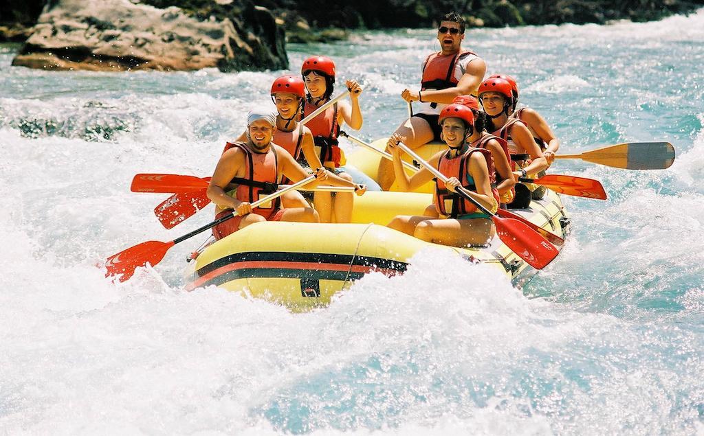 ホテル Rafting Center Drina Tara Bastasi エクステリア 写真